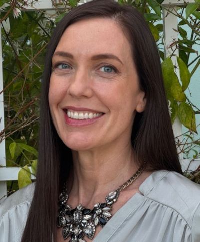 Jennifer team page photo